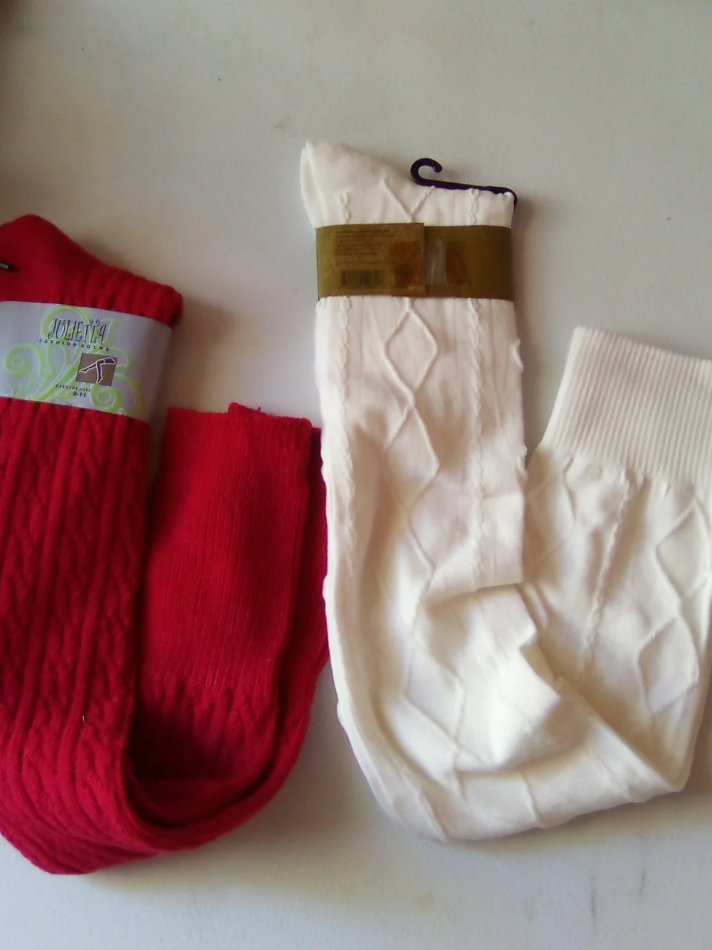 Women's Ribbed Crew Socks - Red & White ( Bag B )